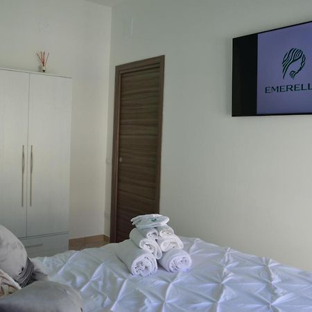 Emerella Luxury Suites Siderno Beach Esterno foto