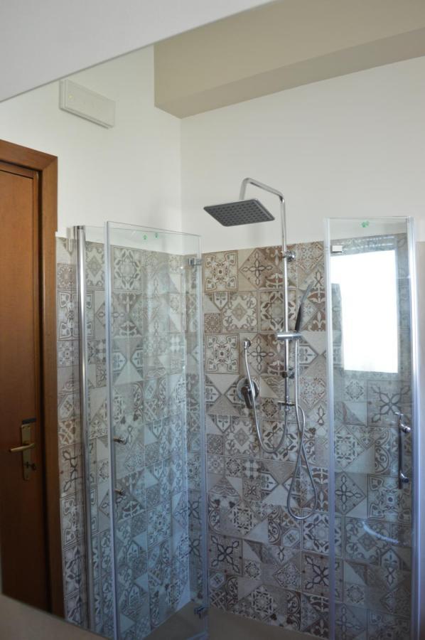 Emerella Luxury Suites Siderno Beach Esterno foto