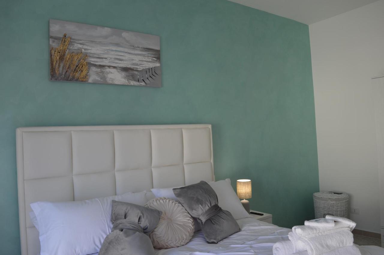Emerella Luxury Suites Siderno Beach Esterno foto